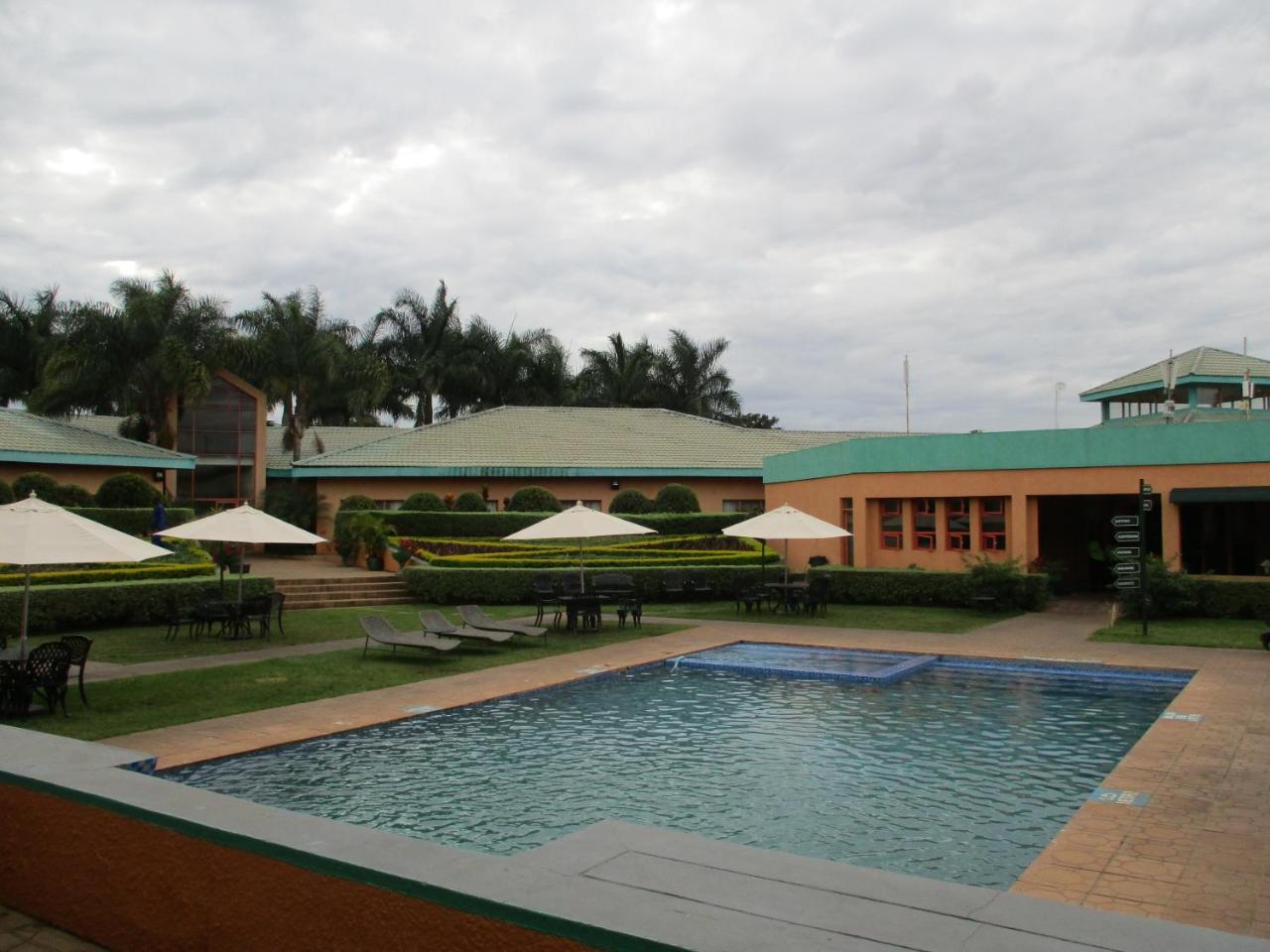 Crossroads Hotel Lilongwe Eksteriør billede