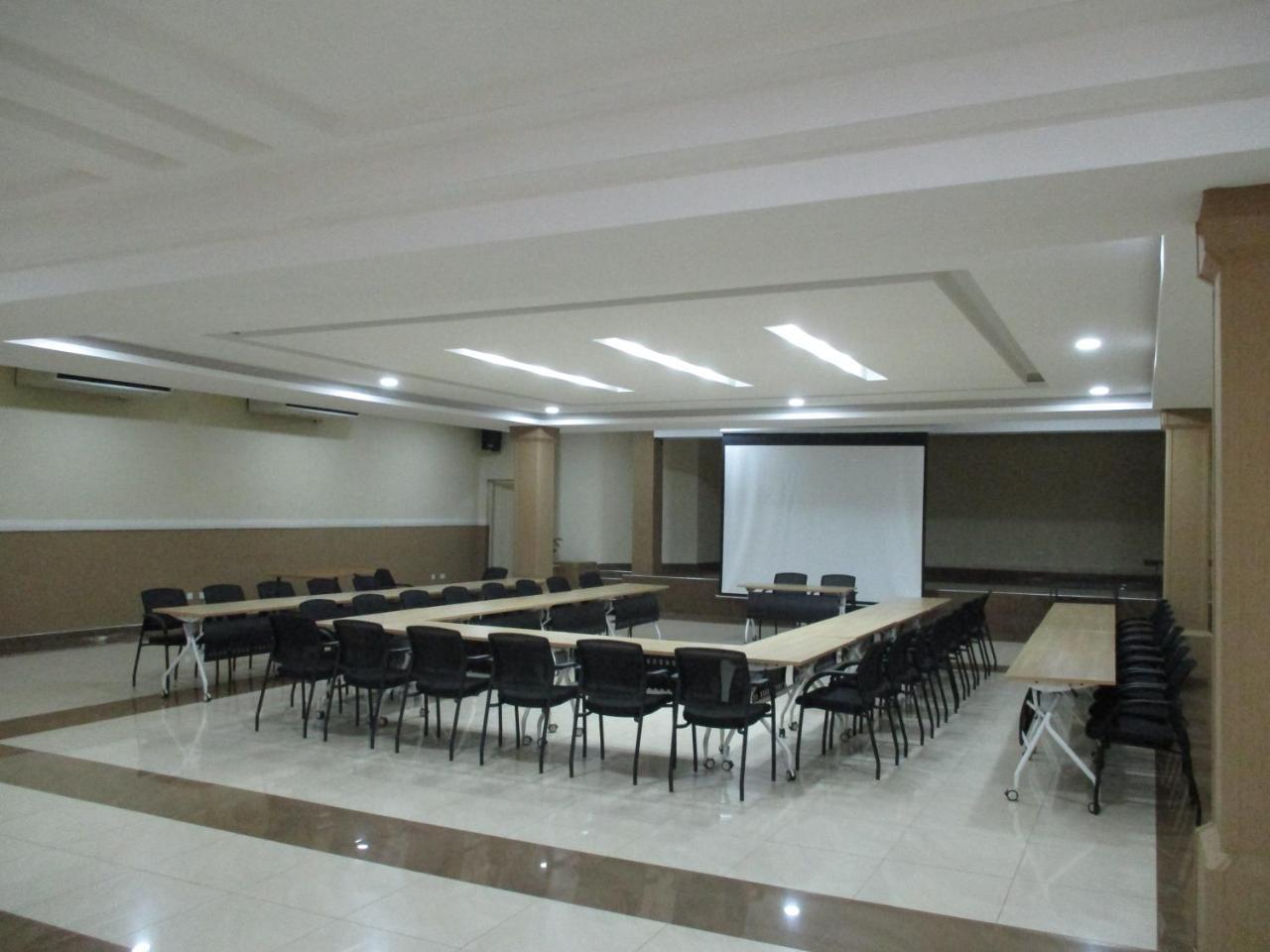 Crossroads Hotel Lilongwe Eksteriør billede